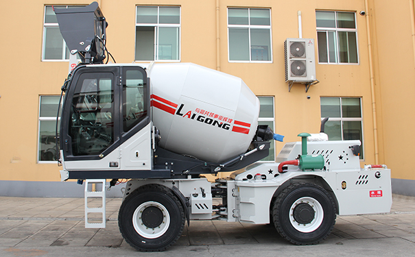 莱工.jpg 莱工.jpg